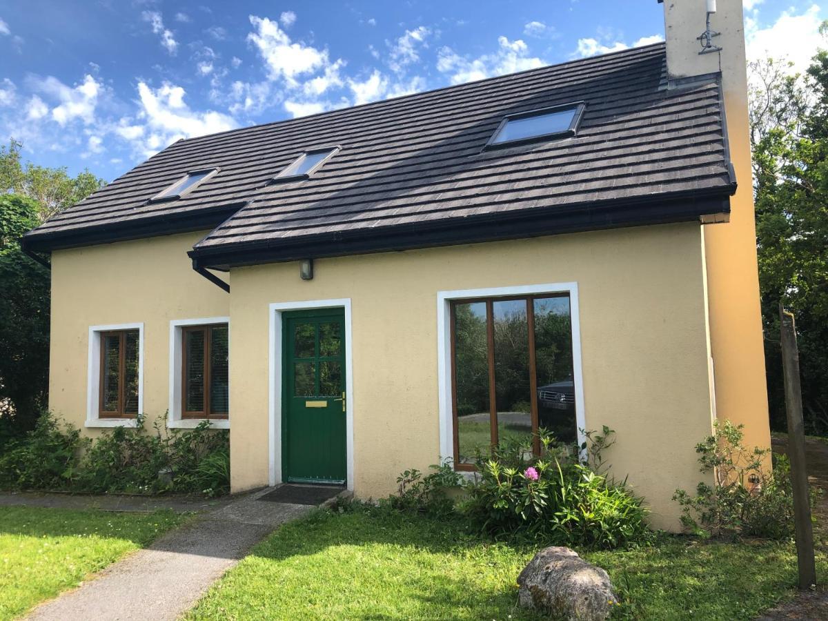 Letterfrack Farm Lodge House In Letterfrack Village Connemara エクステリア 写真