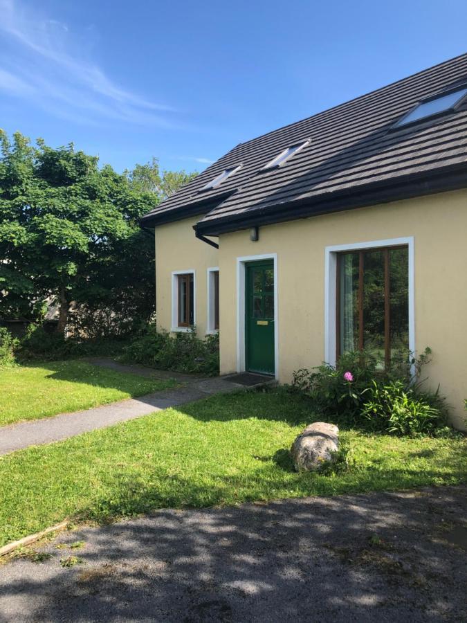 Letterfrack Farm Lodge House In Letterfrack Village Connemara エクステリア 写真